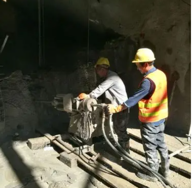 乐亭水下抗分散灌浆料特点 水下不分散注浆料介绍